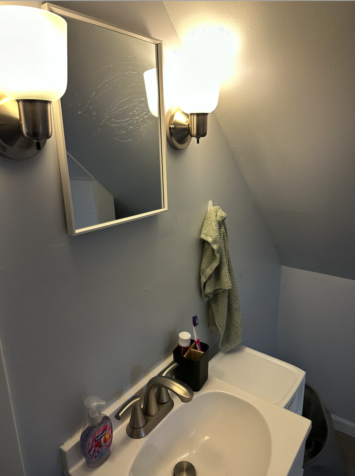 447 Washington Ave #B - Photo 7 of 8