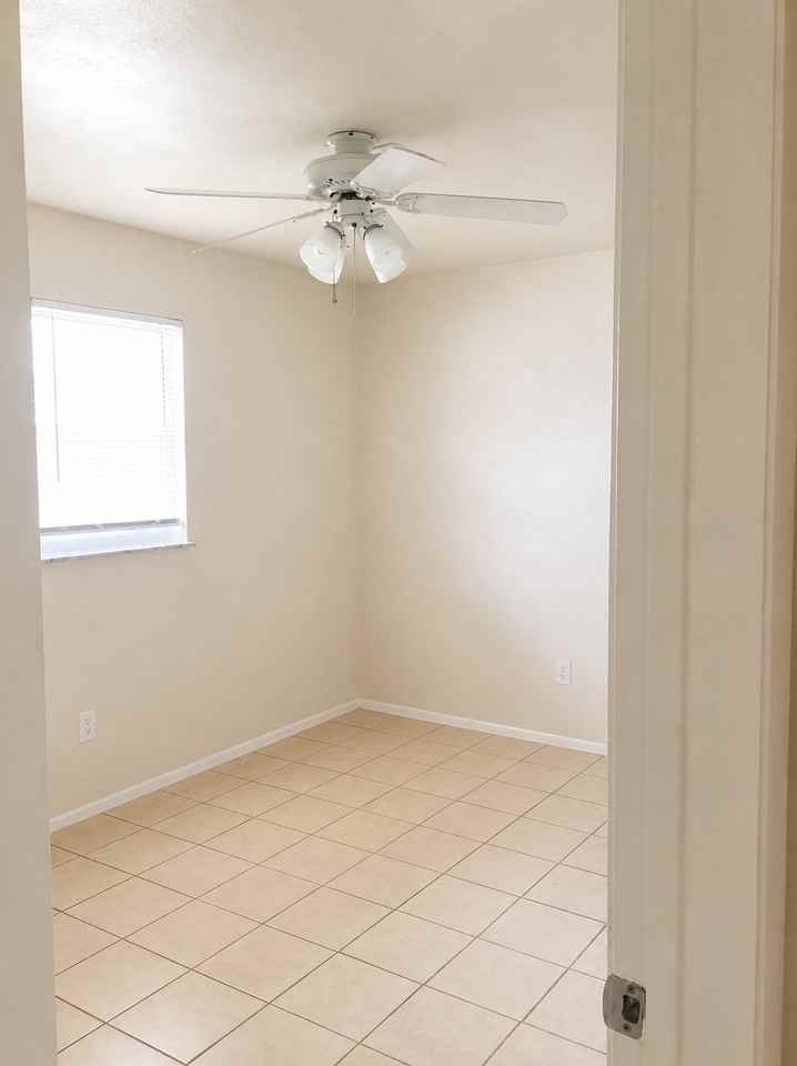 4004 Mindi Ave #2 - Photo 6 of 7