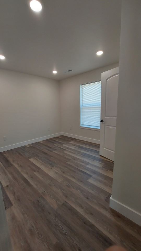 511 Eagle St #511 - Photo 6 of 11