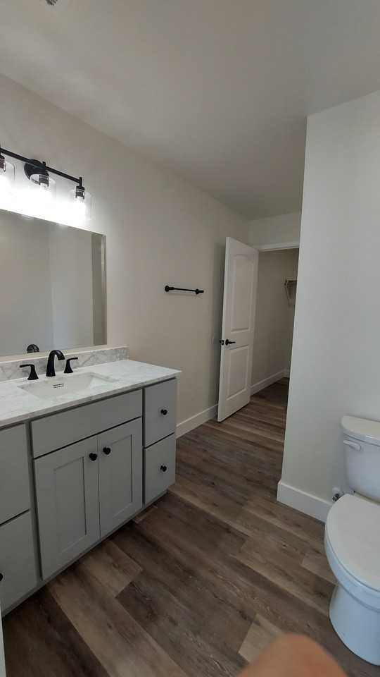 511 Eagle St #511 - Photo 7 of 11