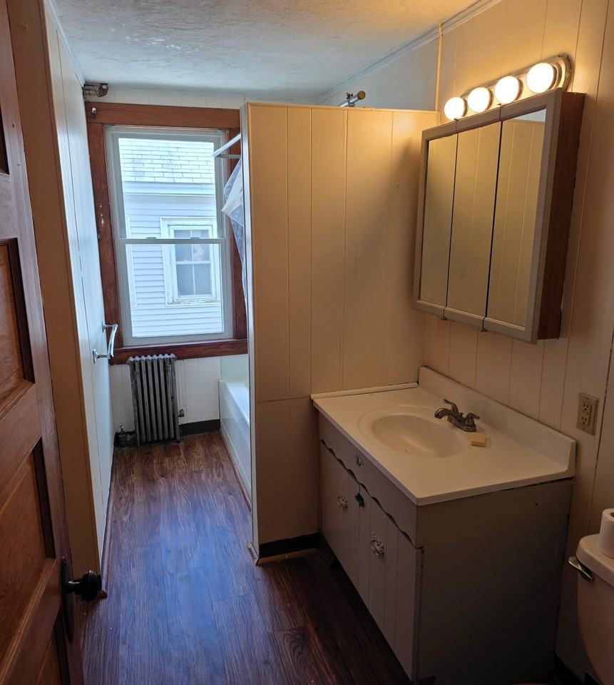 24 Whitney St #FL2 - Photo 2 of 7