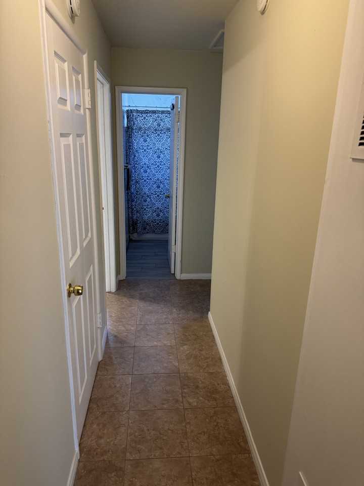 1322 S Hesperian St #NA - Photo 3 of 20