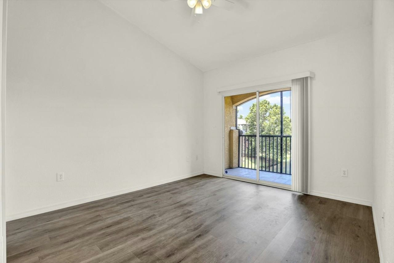 10201 Courtney Palms Boulevard, Unit 304 - Photo 5 of 45