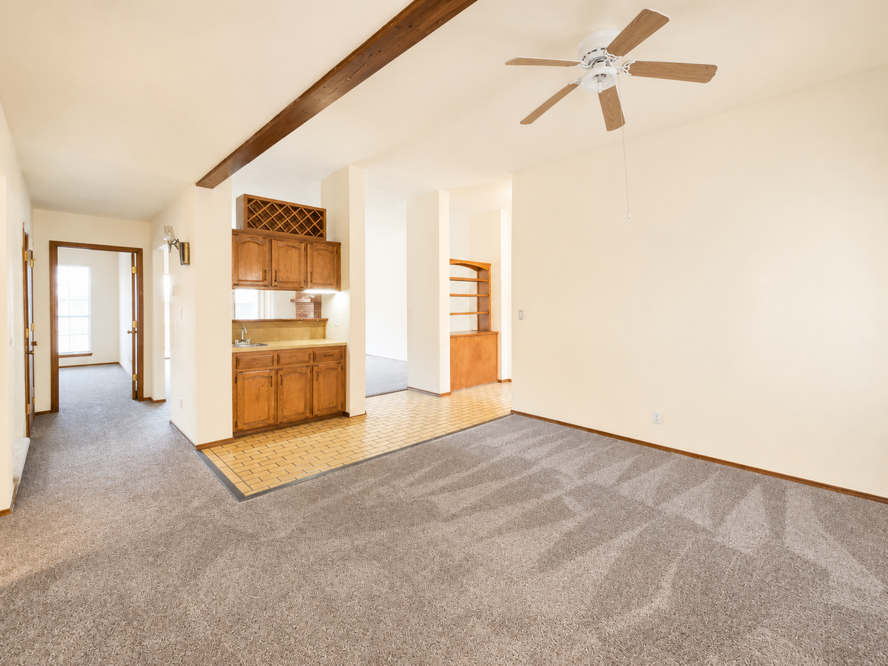 23 Lakeshore Dr Ne - Photo 4 of 21