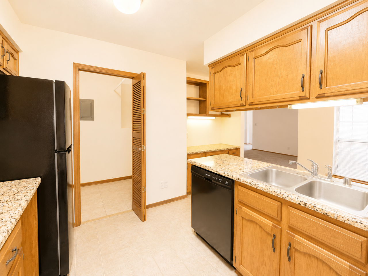 23 Lakeshore Dr Ne - Photo 6 of 21
