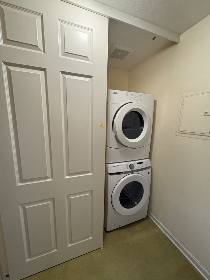 4701 Ne 55th Ave #4701 - Photo 3 of 6