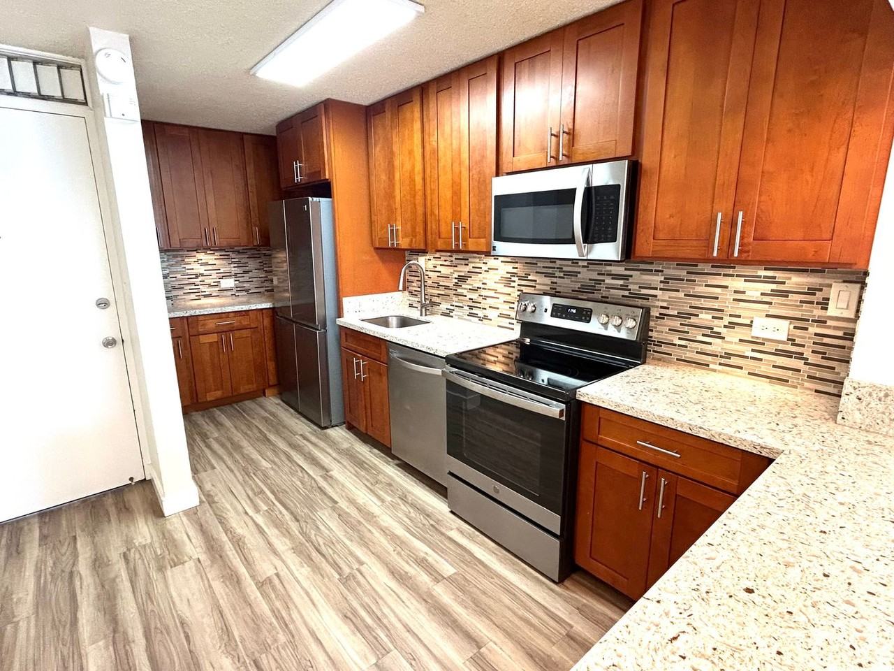 1645 Ala Wai Blvd #1002 - Photo 2 of 20