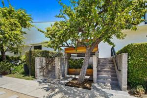 featured image of 1133 24th St #11