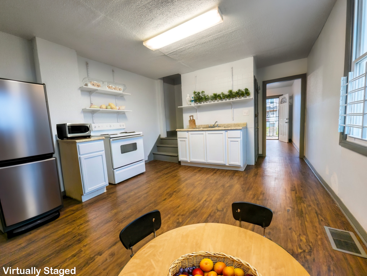 491 East Morrill Avenue - Photo 5 of 21