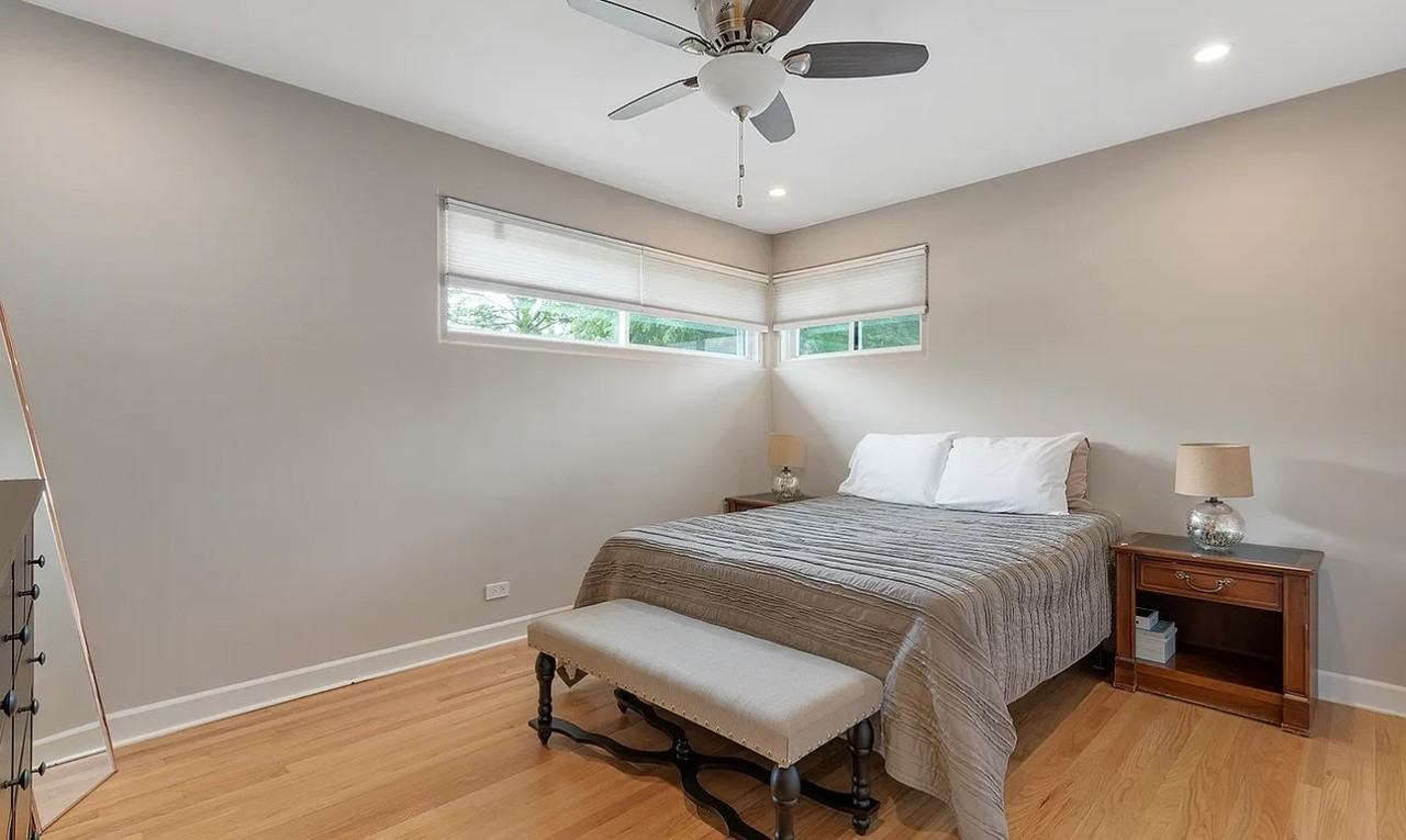714 West Dresser Drive - Photo 2 of 12