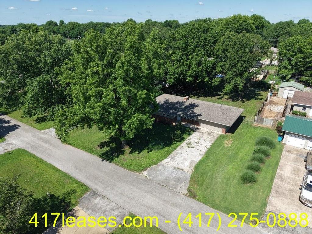 203 S White Oak Ave #1 - Photo 3 of 20