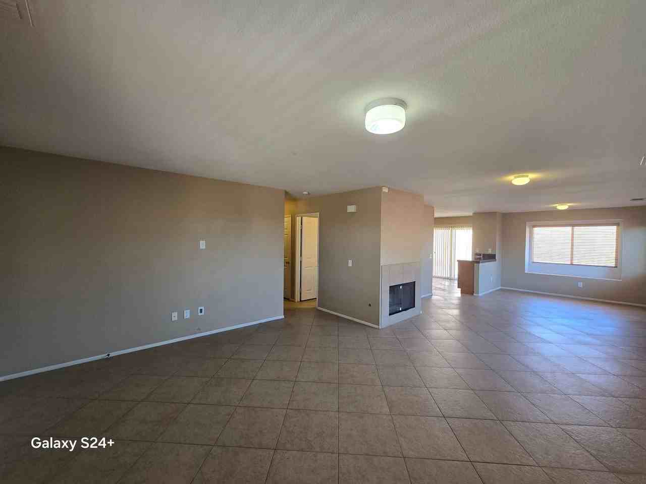 5254 Verenda Ave - Photo 2 of 18