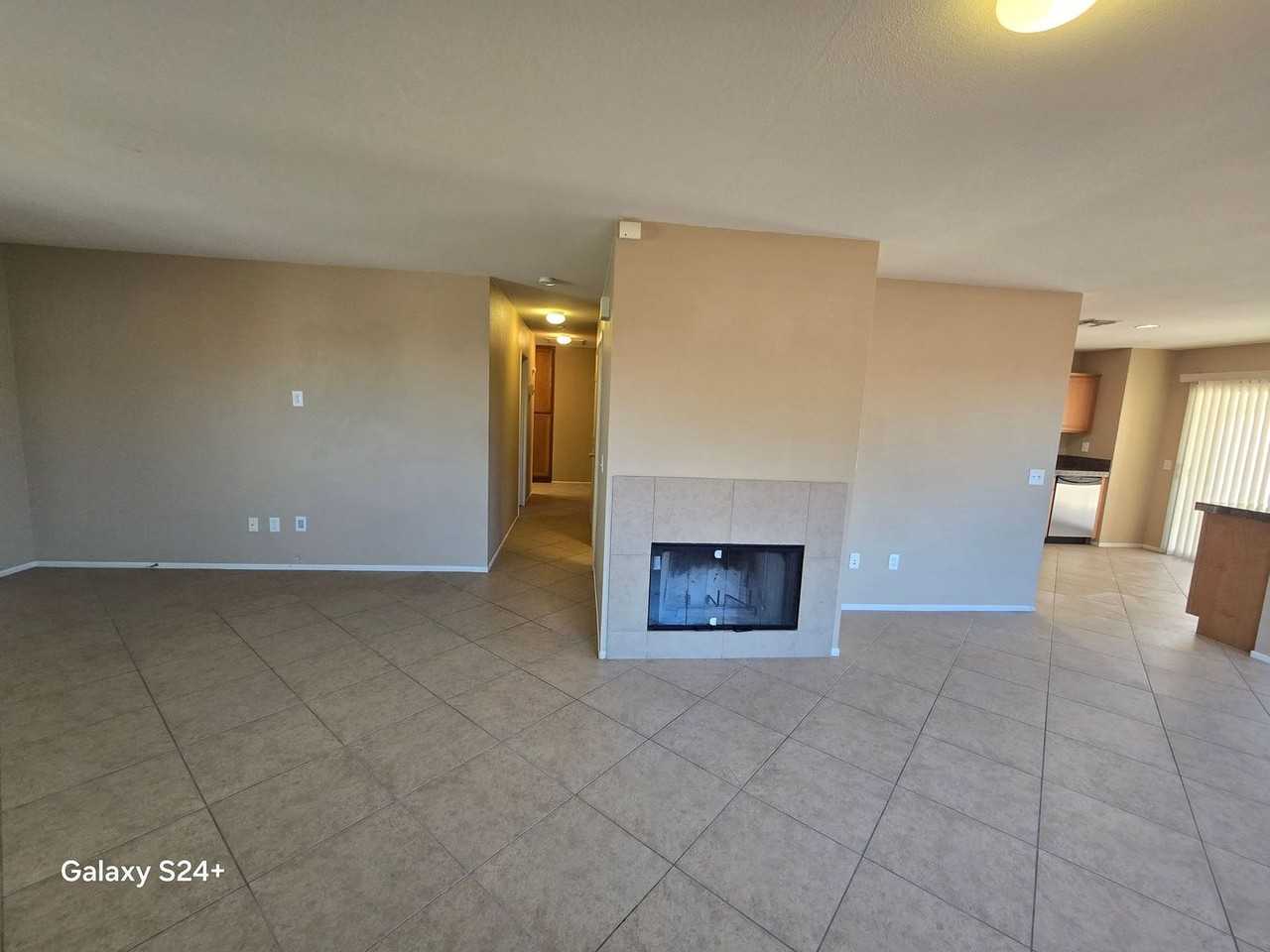 5254 Verenda Ave - Photo 3 of 18