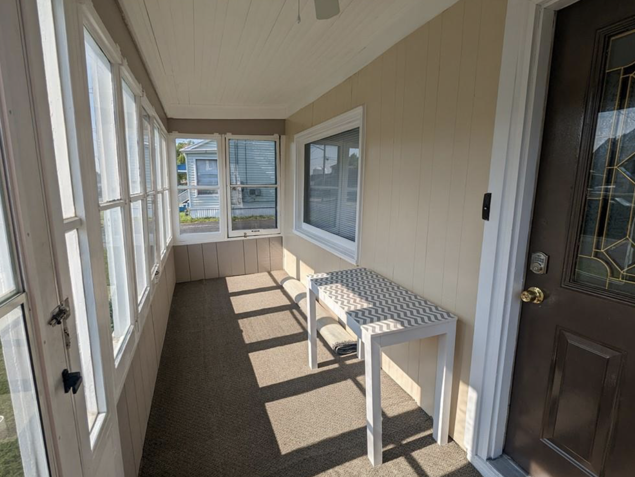 28 Sidway Street, Unit A  (Downstairs) - Photo 2 of 9