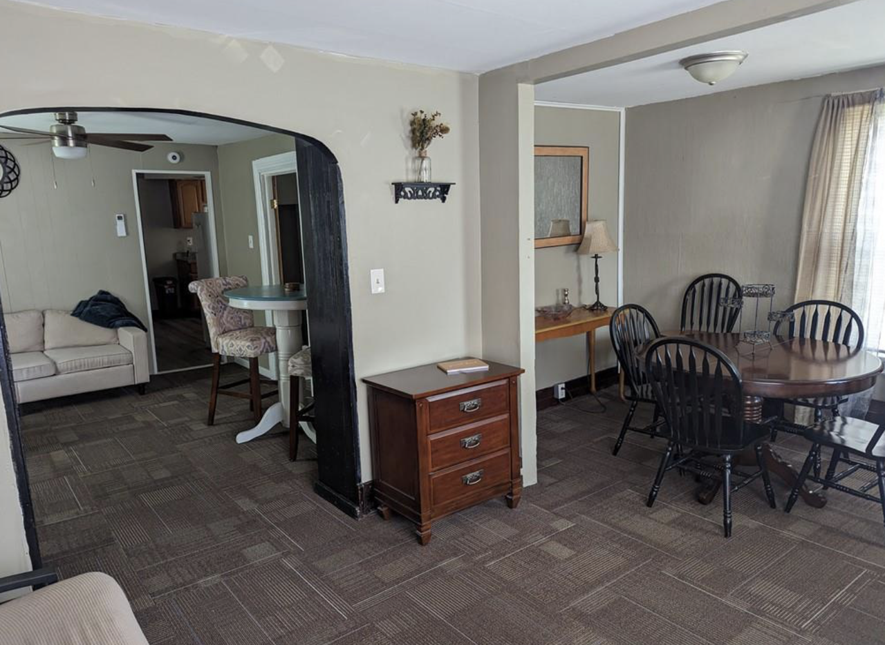 28 Sidway Street, Unit A  (Downstairs) - Photo 4 of 9