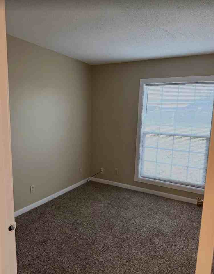 1209 W Mack Ave #C - Photo 7 of 10