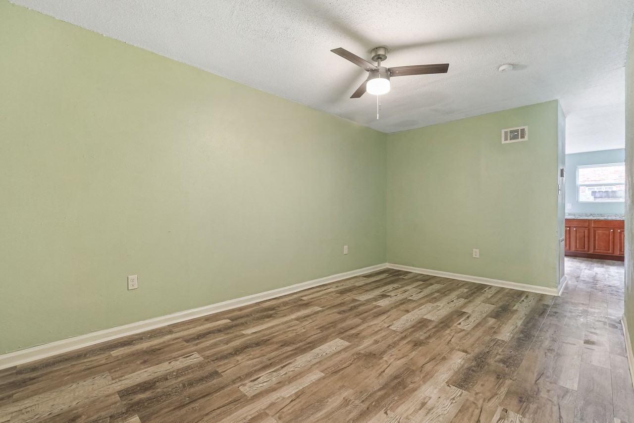 1113 Orange Blossom Ln #7 - Photo 7 of 25