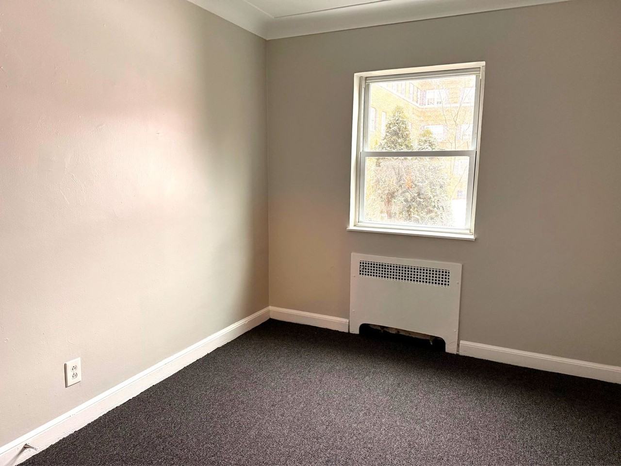 35-41 Niles Street - Photo 6 of 13