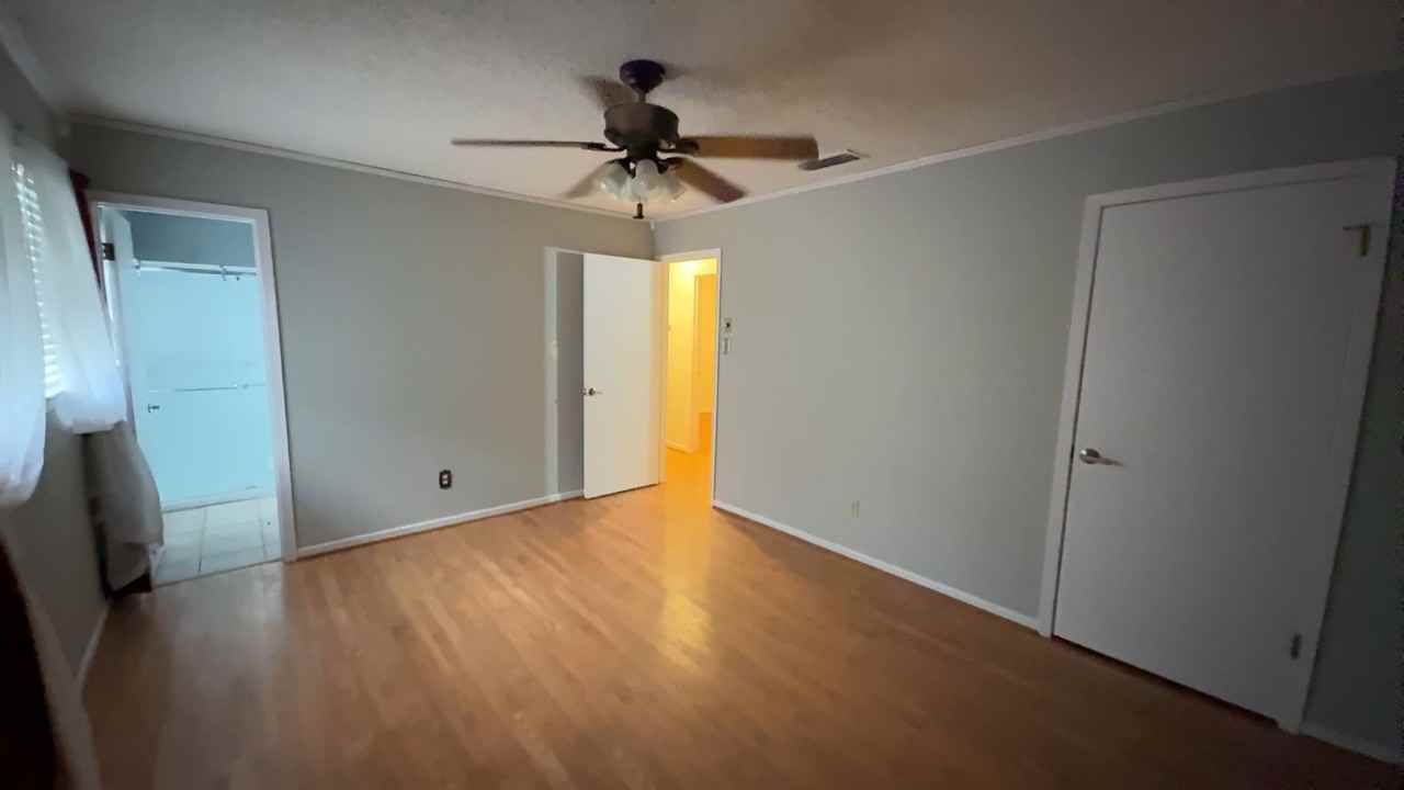 415 Orchid Dr - Photo 7 of 16