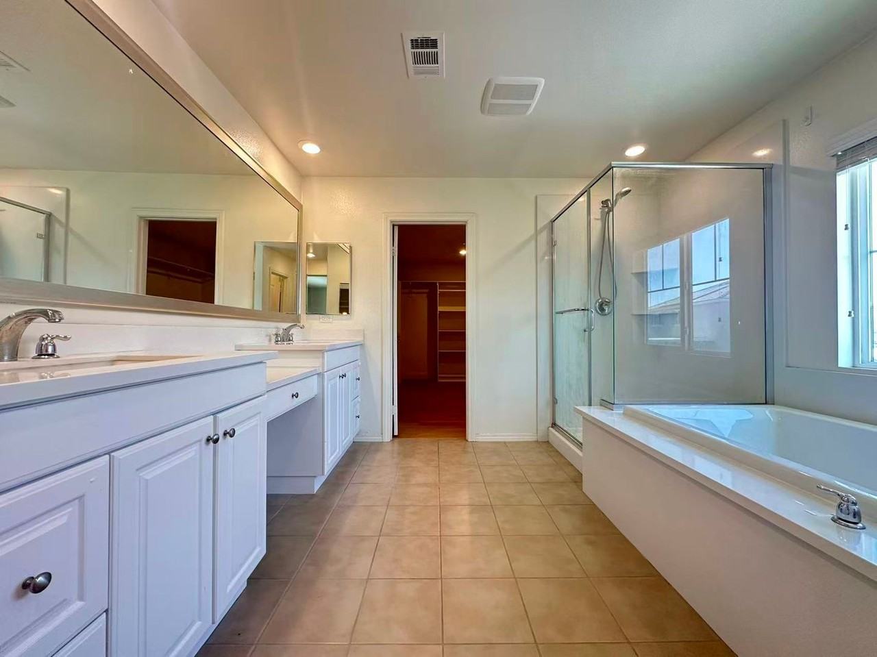 12050 Meander Way - Photo 6 of 21