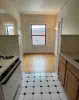 featured image of 6 E 25th St