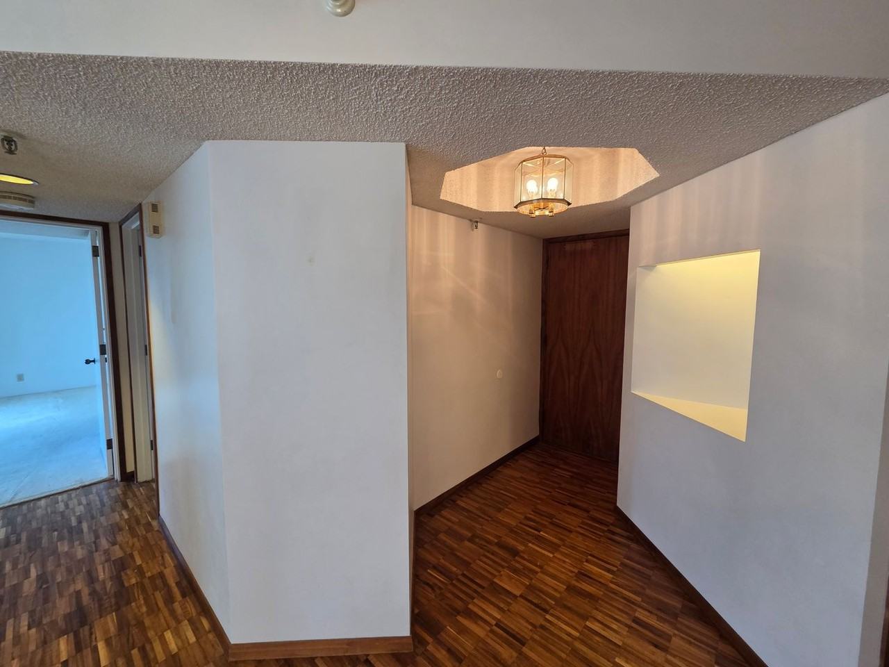 1525 Wilder Ave - Photo 6 of 21