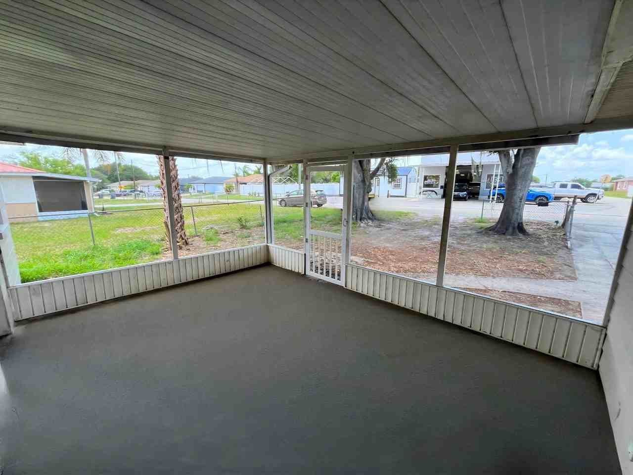 1020 Pisgah Pl - Photo 2 of 10
