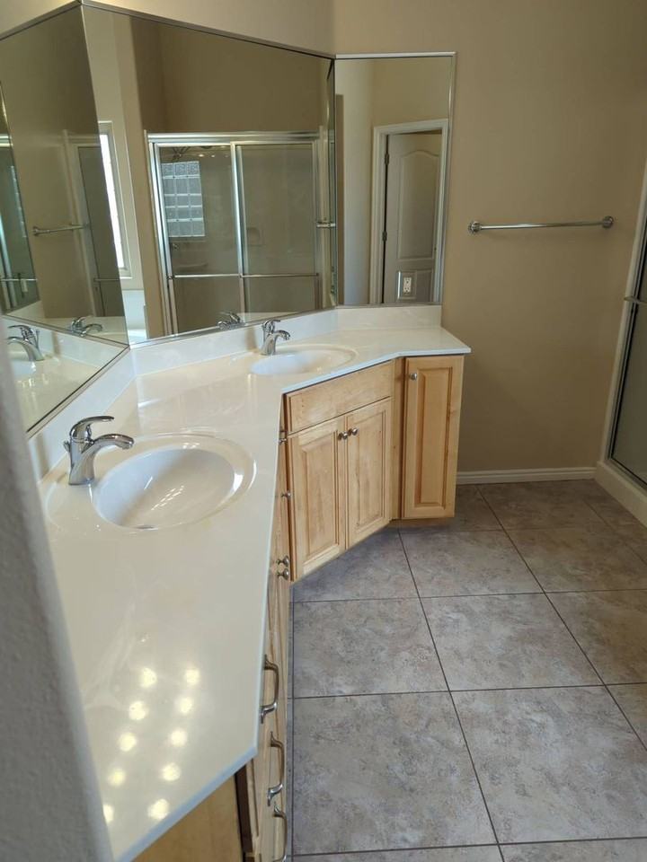 2151 W 1800 N - Photo 5 of 7