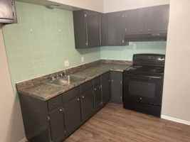 featured image of 3255 Delor St
