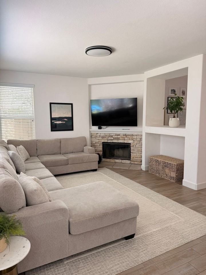 1600 Turquoise Dr - Photo 4 of 14