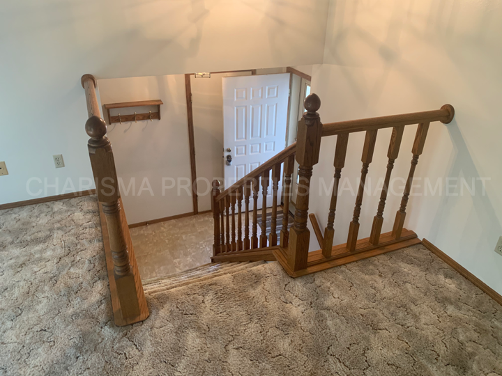 2509 S Groveland Ave - Photo 3 of 33