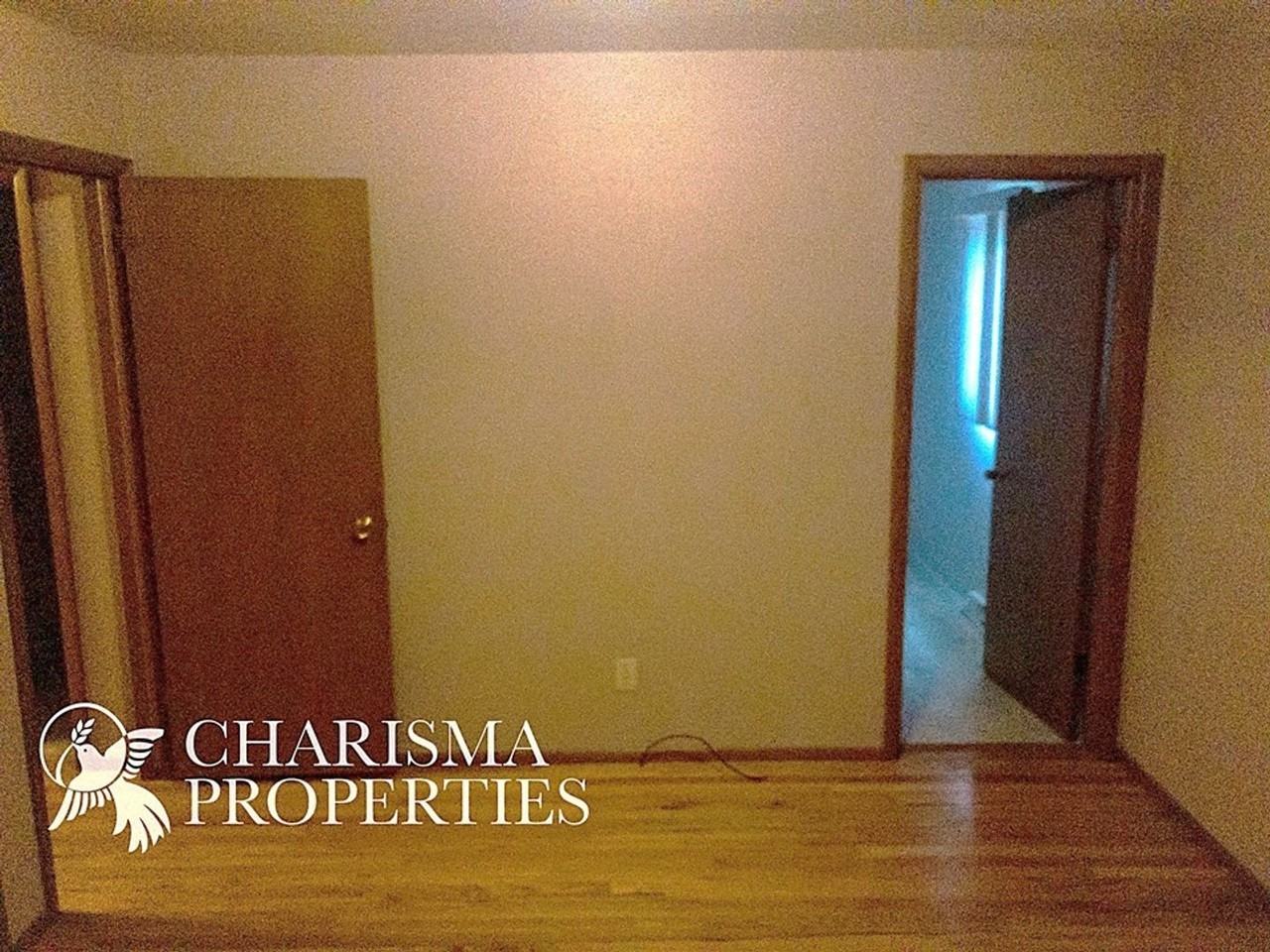 3004 S West Ave - Photo 5 of 27