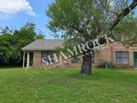 914 Lancelot Cir - Photo 1 of 1