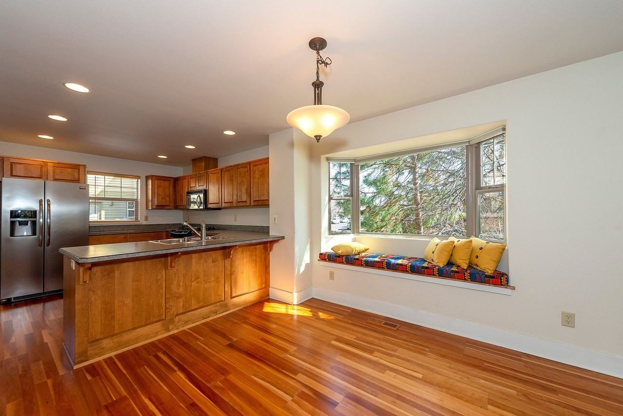 1844 Nw Shevlin Park Rd - Photo 2 of 15