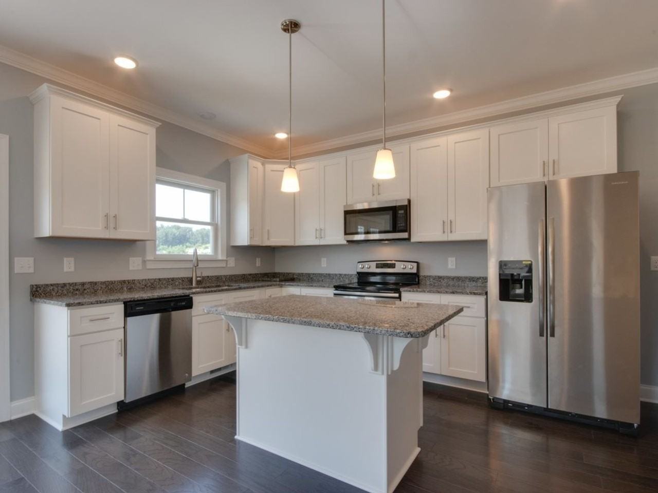 2844 Belgian Dr - Photo 2 of 23