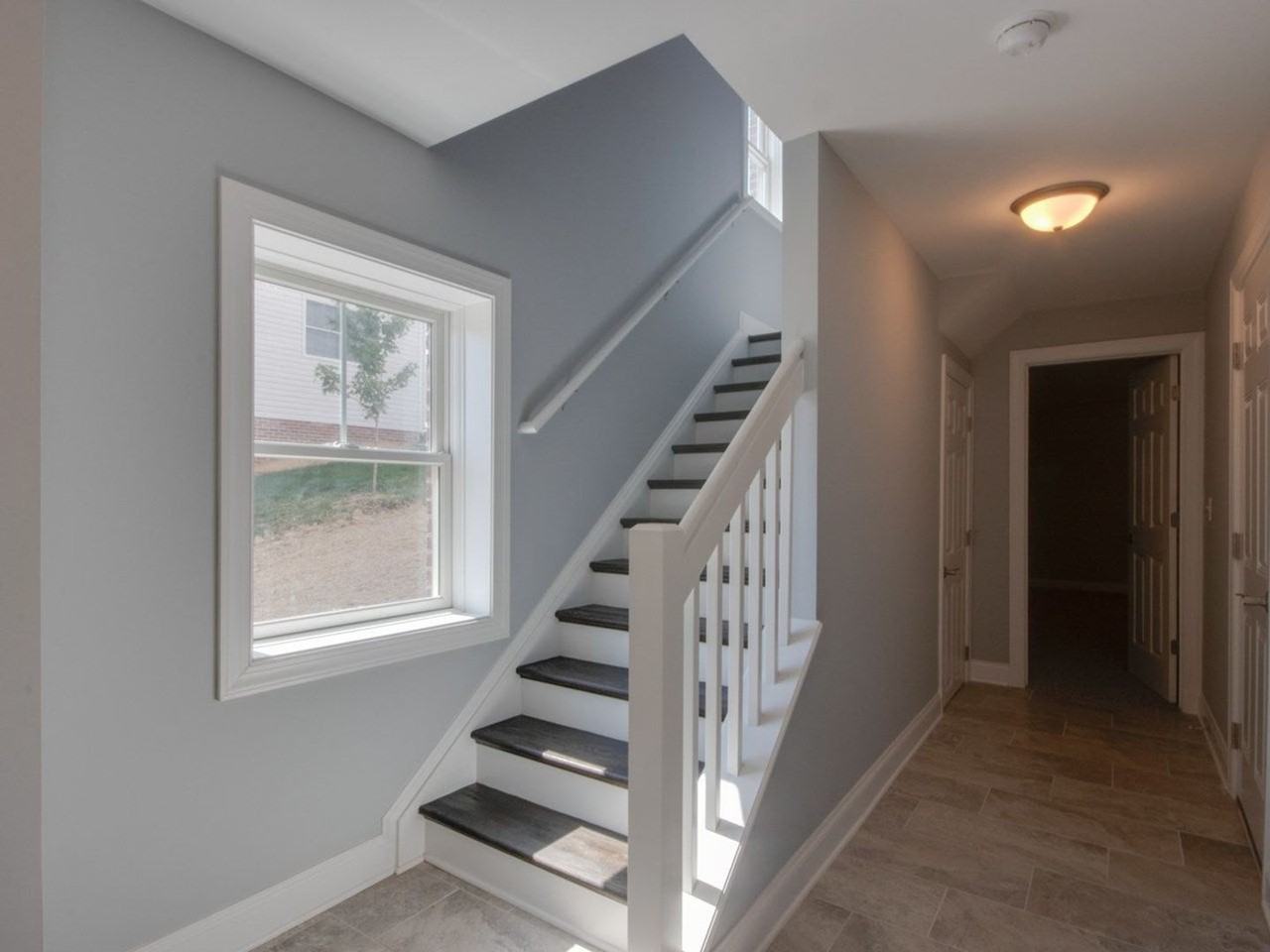 2844 Belgian Dr - Photo 3 of 23