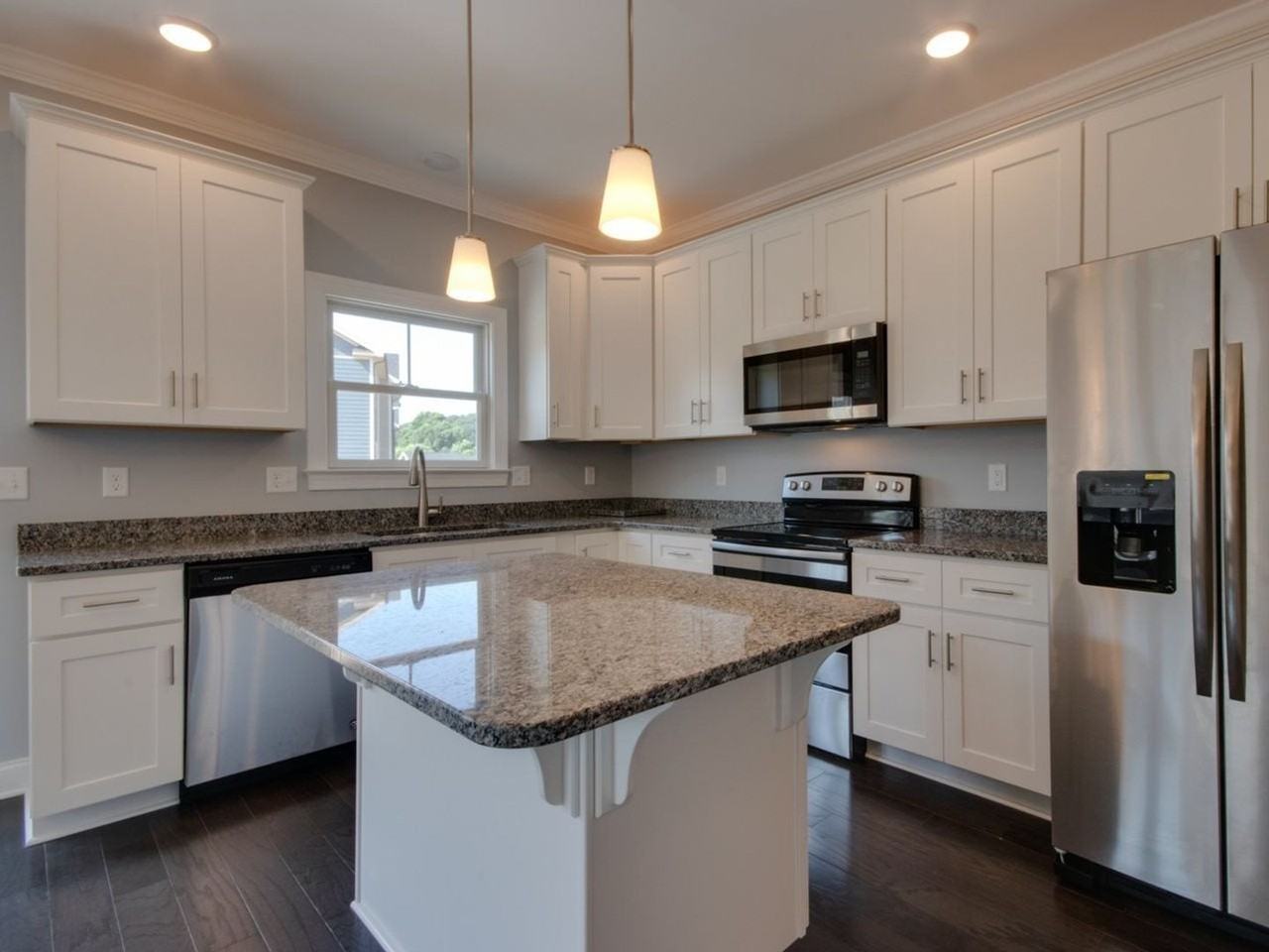 2844 Belgian Dr - Photo 6 of 23