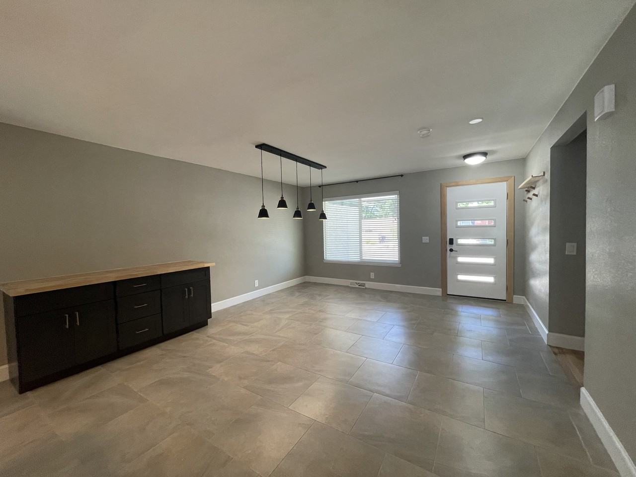 7604 Sierra Azul Ave Ne #1 - Photo 5 of 36