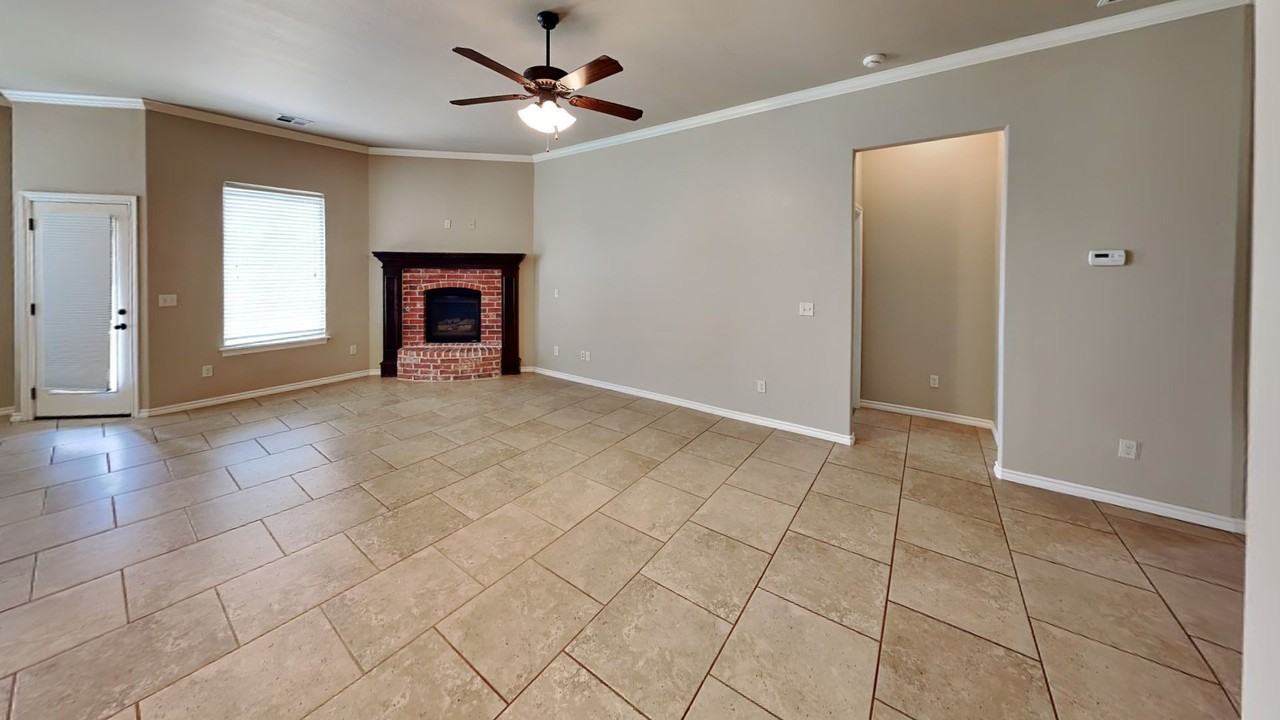 701 Abilene Way - Photo 5 of 22