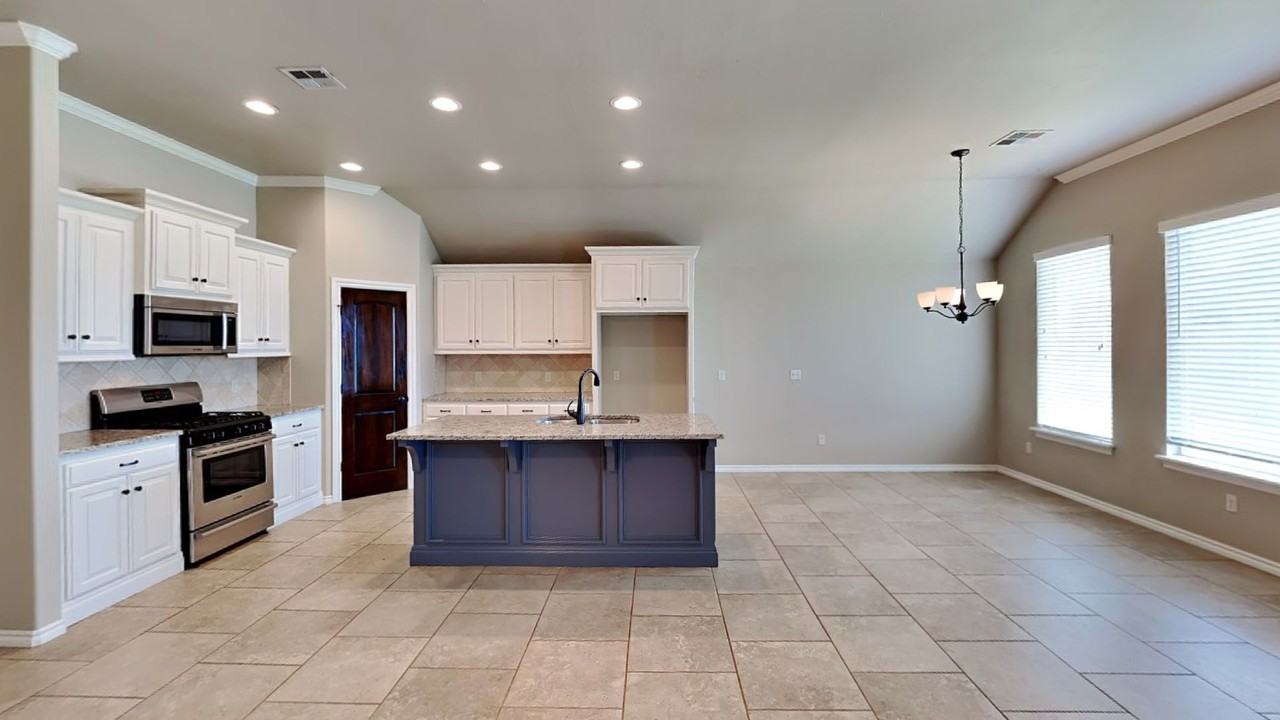701 Abilene Way - Photo 6 of 22