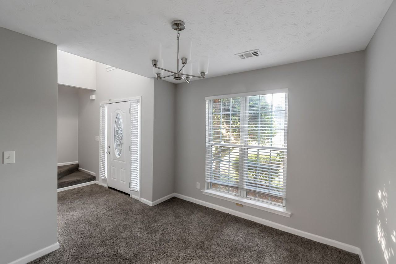 742 White Dove Dr - Photo 4 of 35