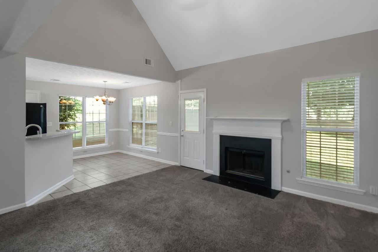 742 White Dove Dr - Photo 5 of 35
