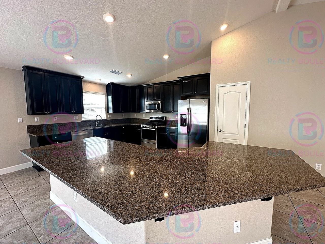 1110 Saffron Woods Way - Photo 3 of 38