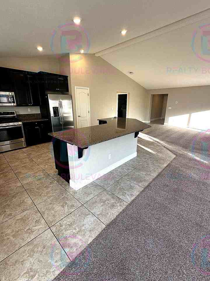 1110 Saffron Woods Way - Photo 7 of 38