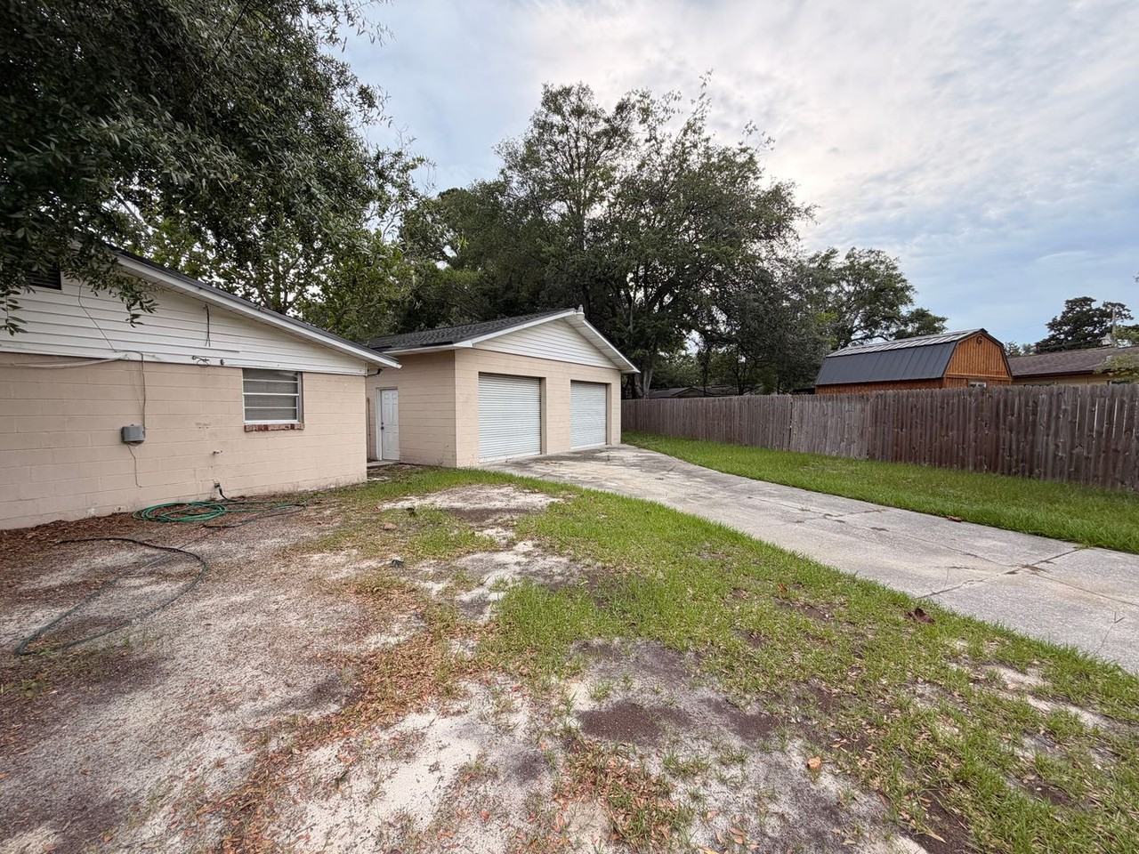 11032 Bluehill Dr - Photo 2 of 11