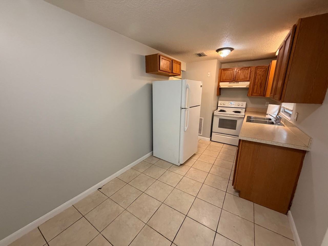 11032 Bluehill Dr - Photo 4 of 11