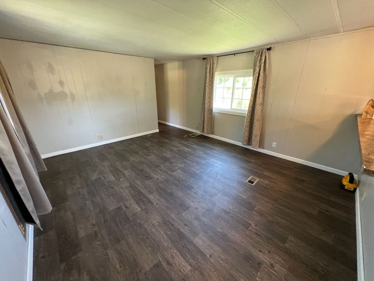 6 Reeves Rd - Photo 3 of 44