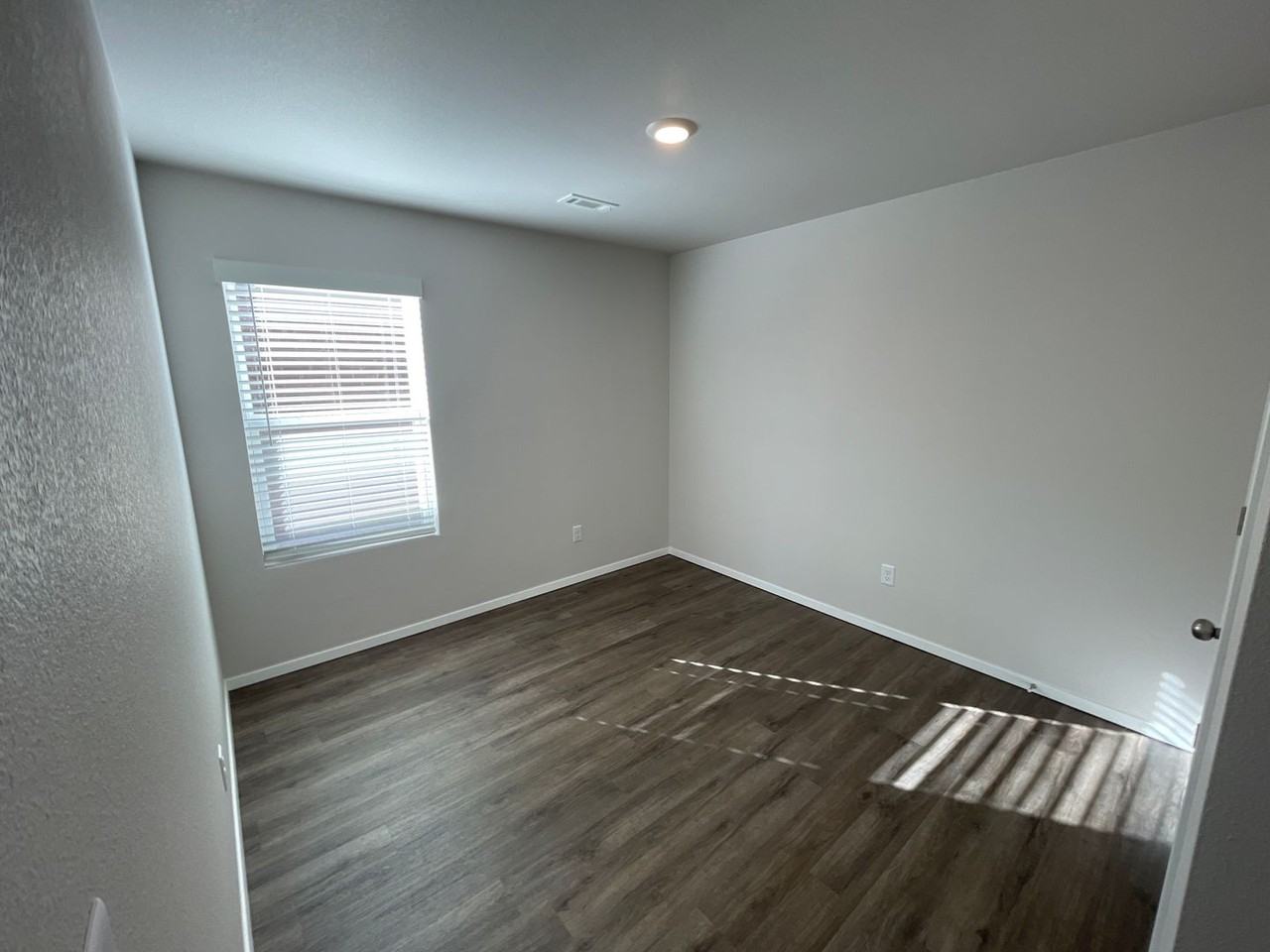 1742 Loveland St - Photo 7 of 18