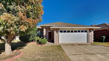 featured image of 21886 Pioneer Cir