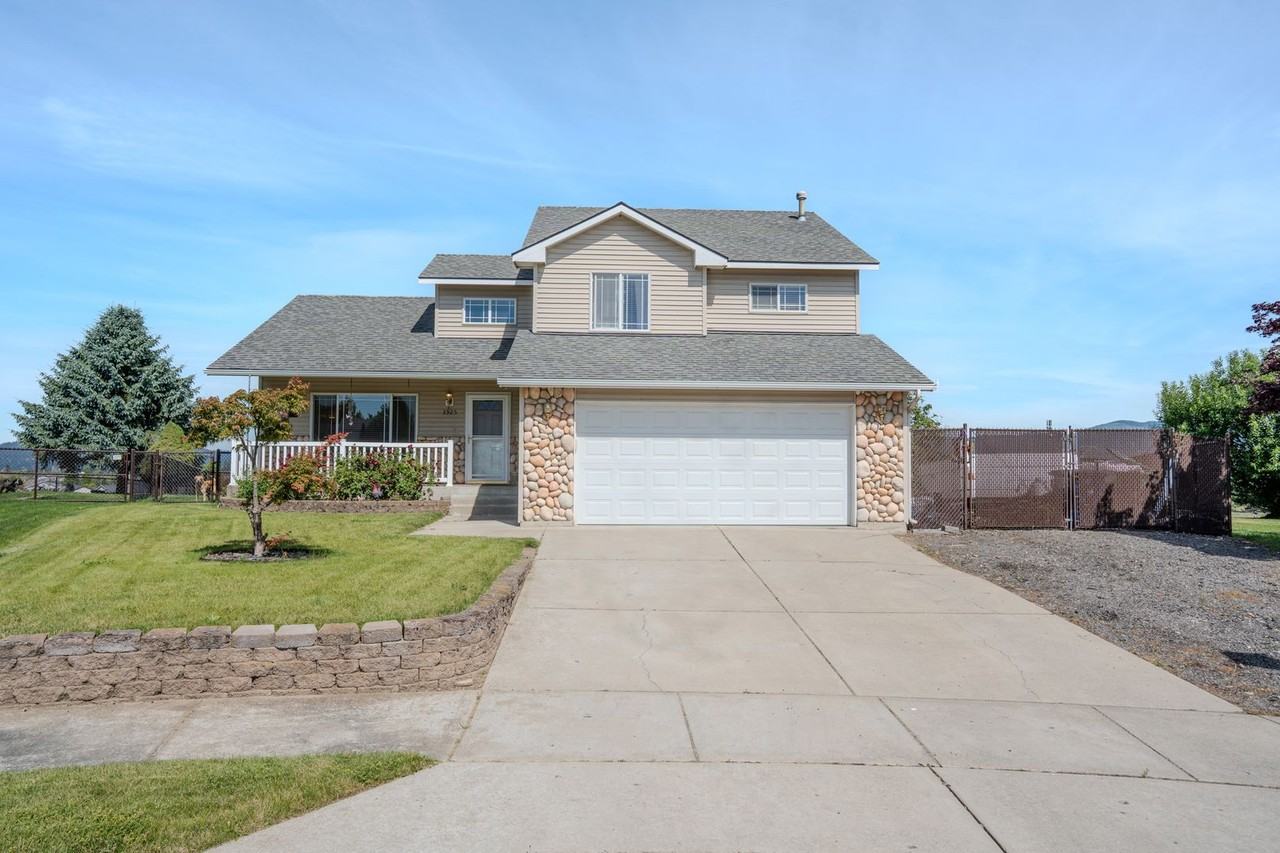 3925 N Graphite Ct - Photo 2 of 42